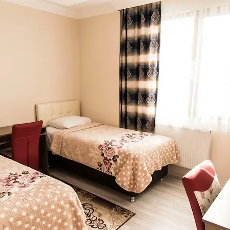 Nazar Aparthotel 2*