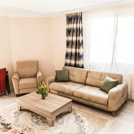 Nazar Aparthotel 2*